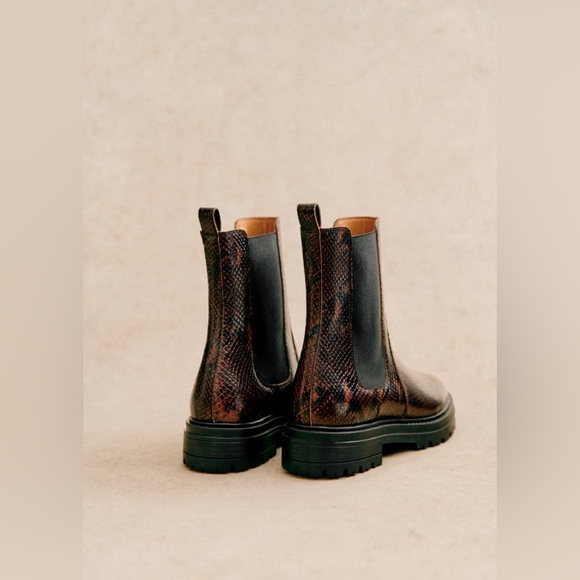 Sézane Lena Low Boots in Brown Phyton Print FR 39 / US 8 - Picture 5 of 7